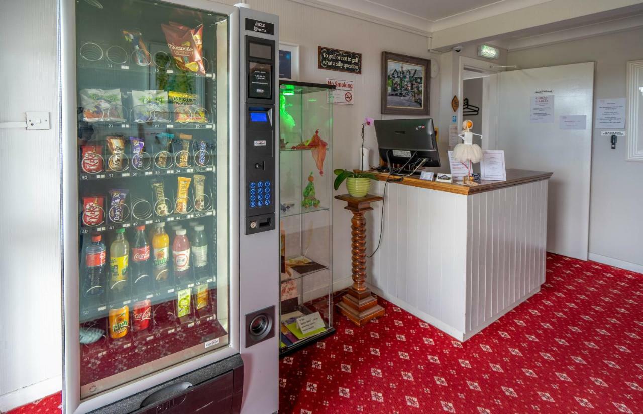 Coral Gables Guesthouse & Campsite Rosslare Harbour Ngoại thất bức ảnh